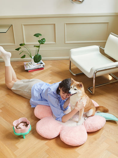 Flora Pet Bed