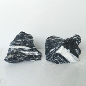 Black & White Aurum Rock